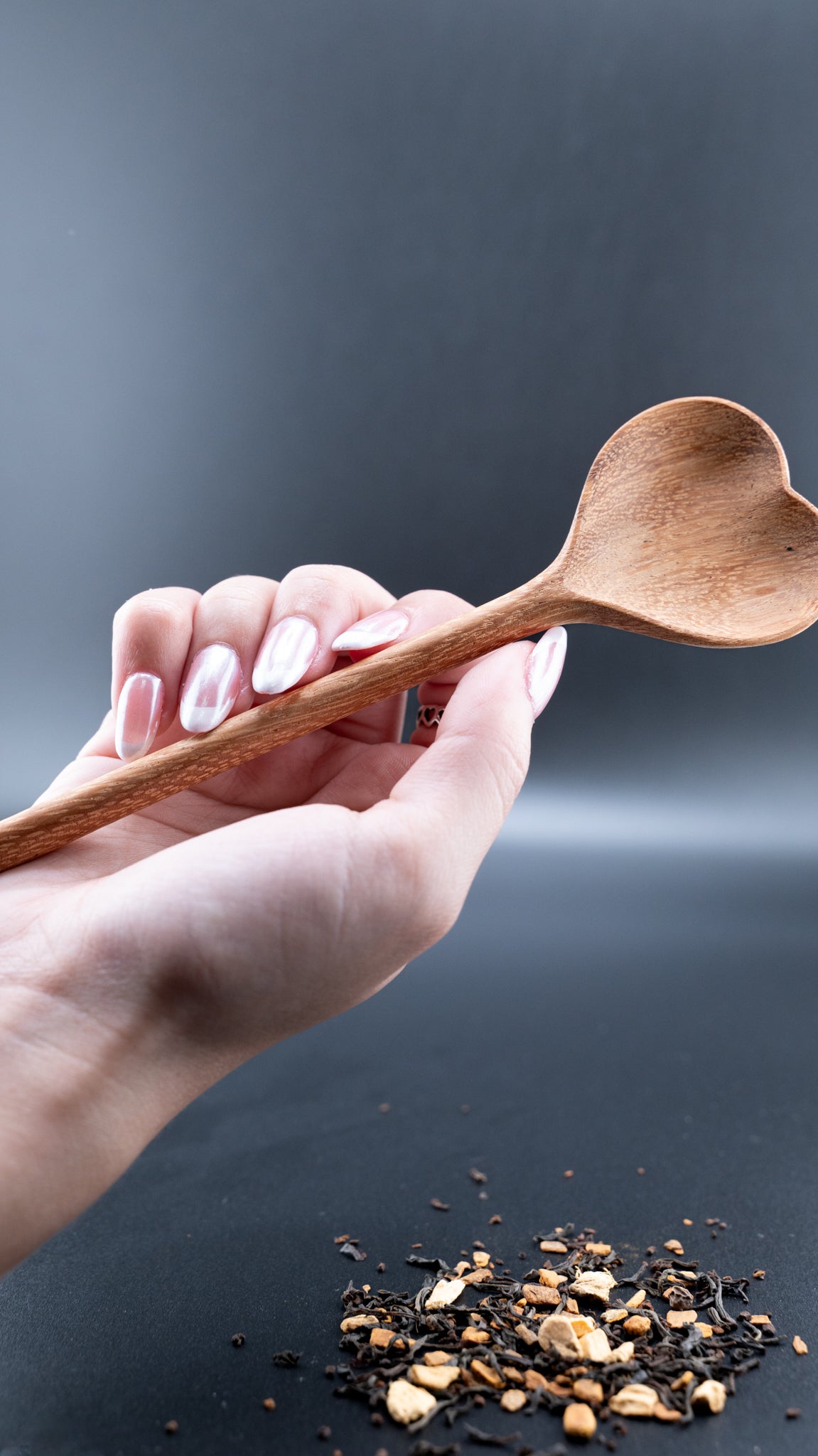 Heartwood Tea Scoop – Wooden Spoon for Tea & Rituals