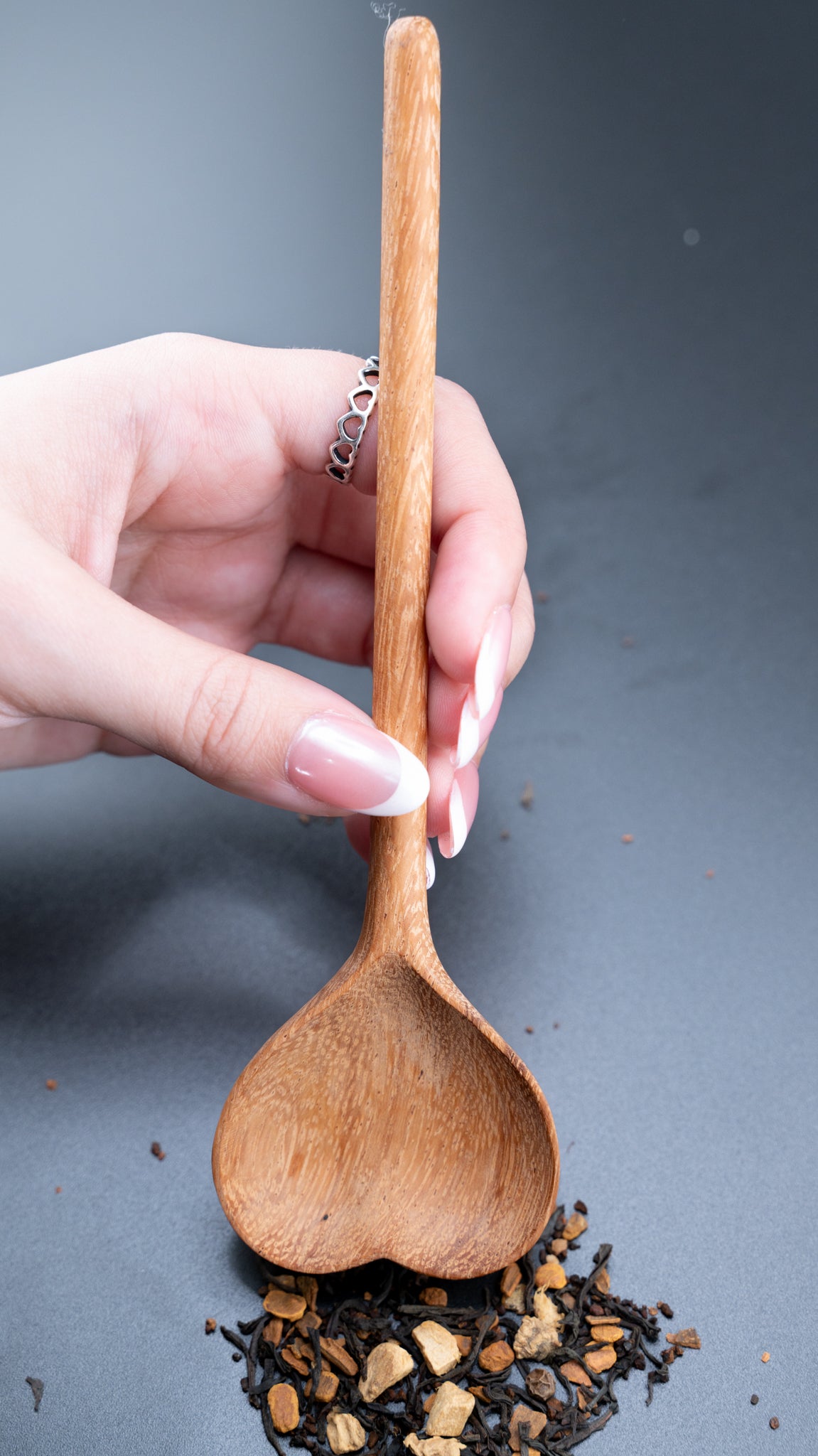 Heartwood Tea Scoop – Wooden Spoon for Tea & Rituals